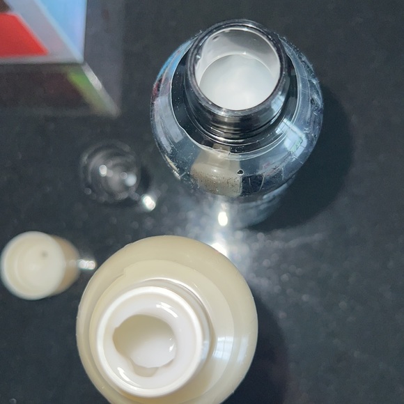 ROYALE PLATINUM Infinity Pro 5 in 1 Shampoo & Conditioner - Picture 6 of 6